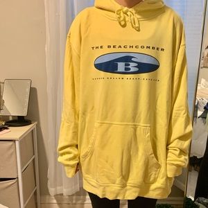 XL yellow beachcomber sweatshirt!